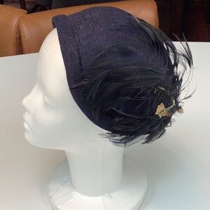Vintage Fascinator Hat w/Feathers
